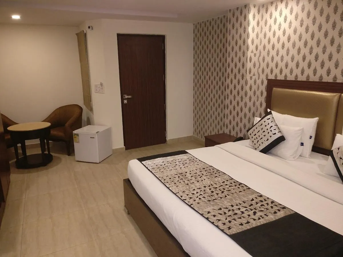 Hotel Pawan Plaza Near Sir Ganga Ram Hospital Deli