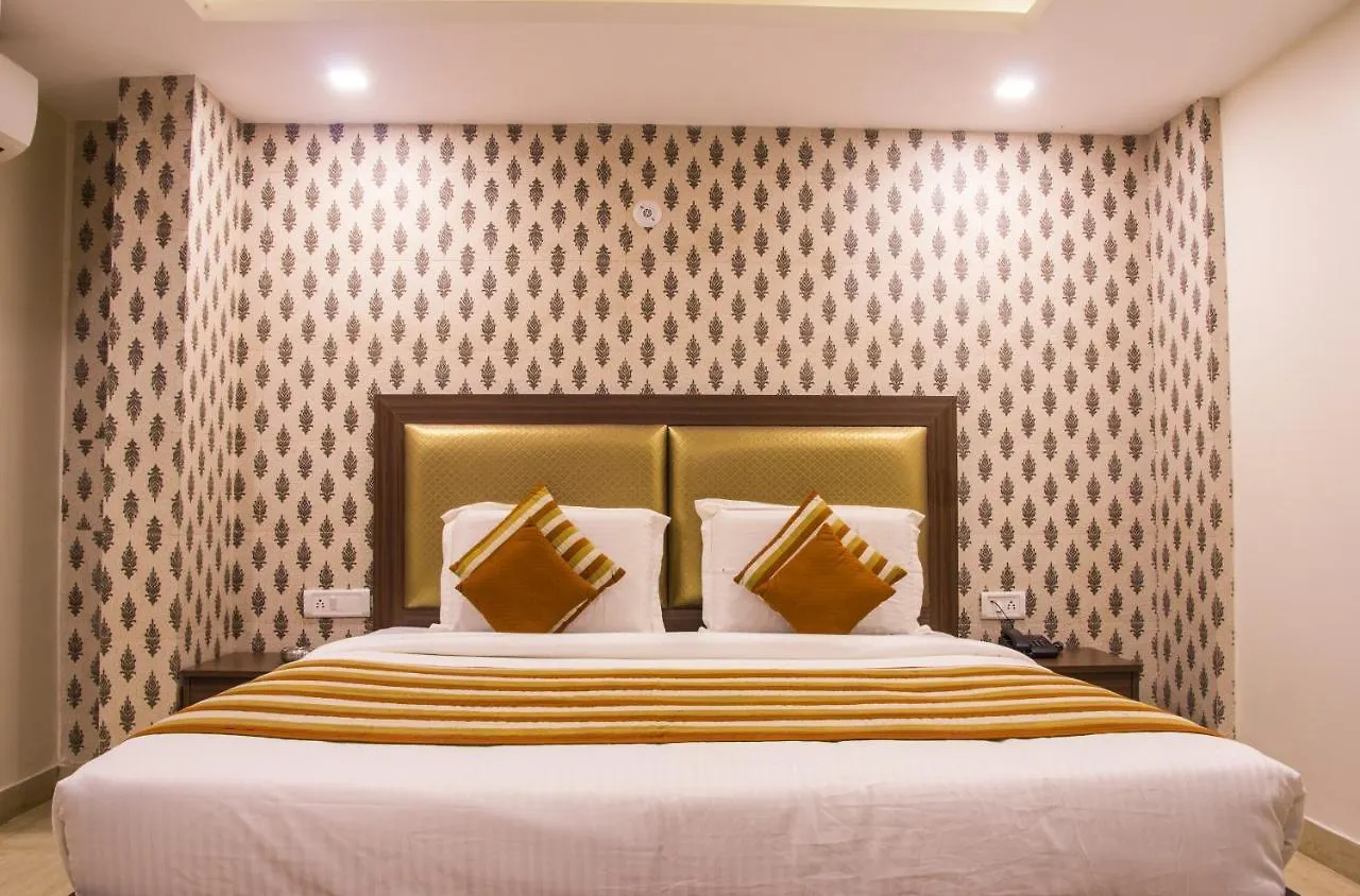 ***  Hotel Pawan Plaza Near Sir Ganga Ram Hospital Delhi  India