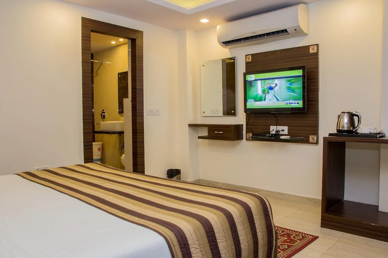 Hotel Pawan Plaza Near Sir Ganga Ram Hospital Delhi  3*, Delhi (National Capital Territory of India) India