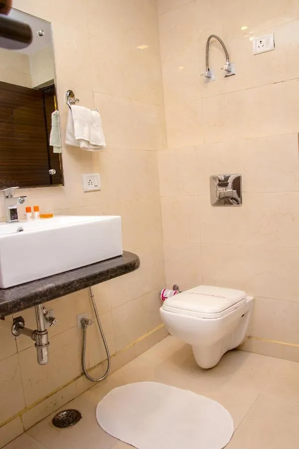 Hotel Pawan Plaza Near Sir Ganga Ram Hospital Delhi