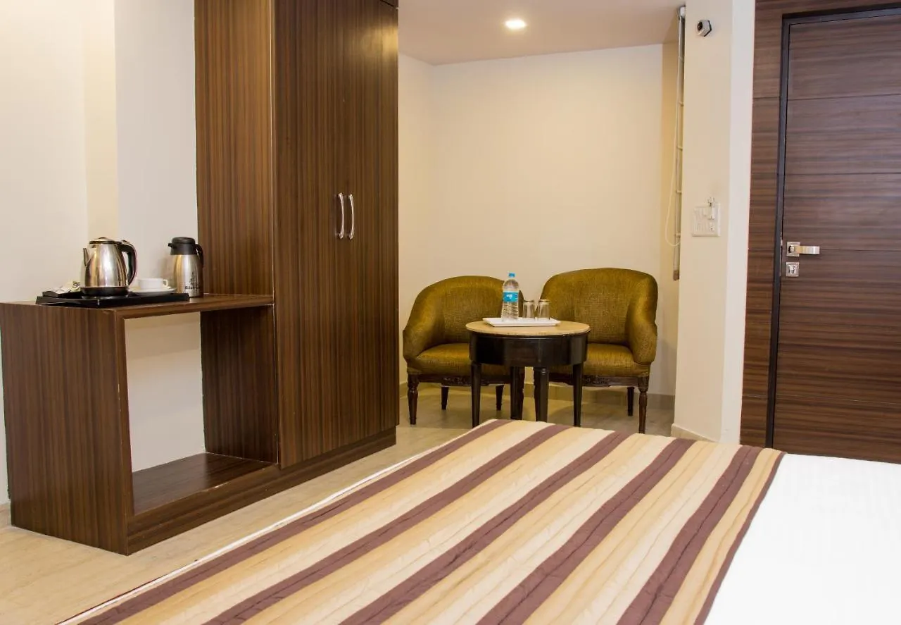 Hotel Pawan Plaza Near Sir Ganga Ram Hospital Dillí Indie